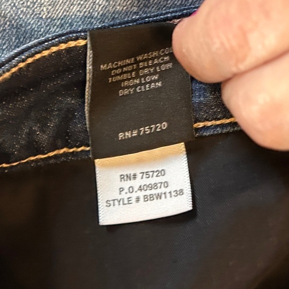 Buckle Black BBW1138 Womens Girlfriend 34 High Rise Stretch Jean Actual 38x27.5” - Picture 9 of 9